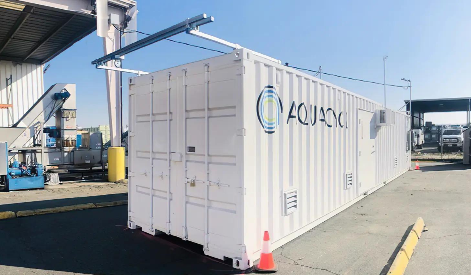 Aquacycl Shipping Container 1813x1020-1-1