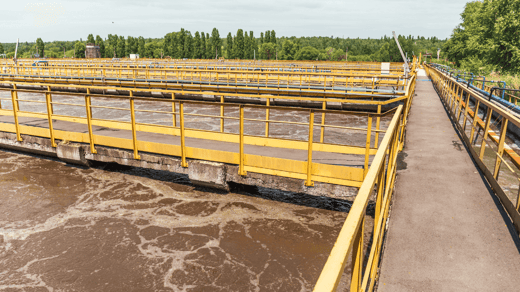 aquacycl.comwp-contentuploads202502why-is-industrial-wastewater-difficult-to-treat